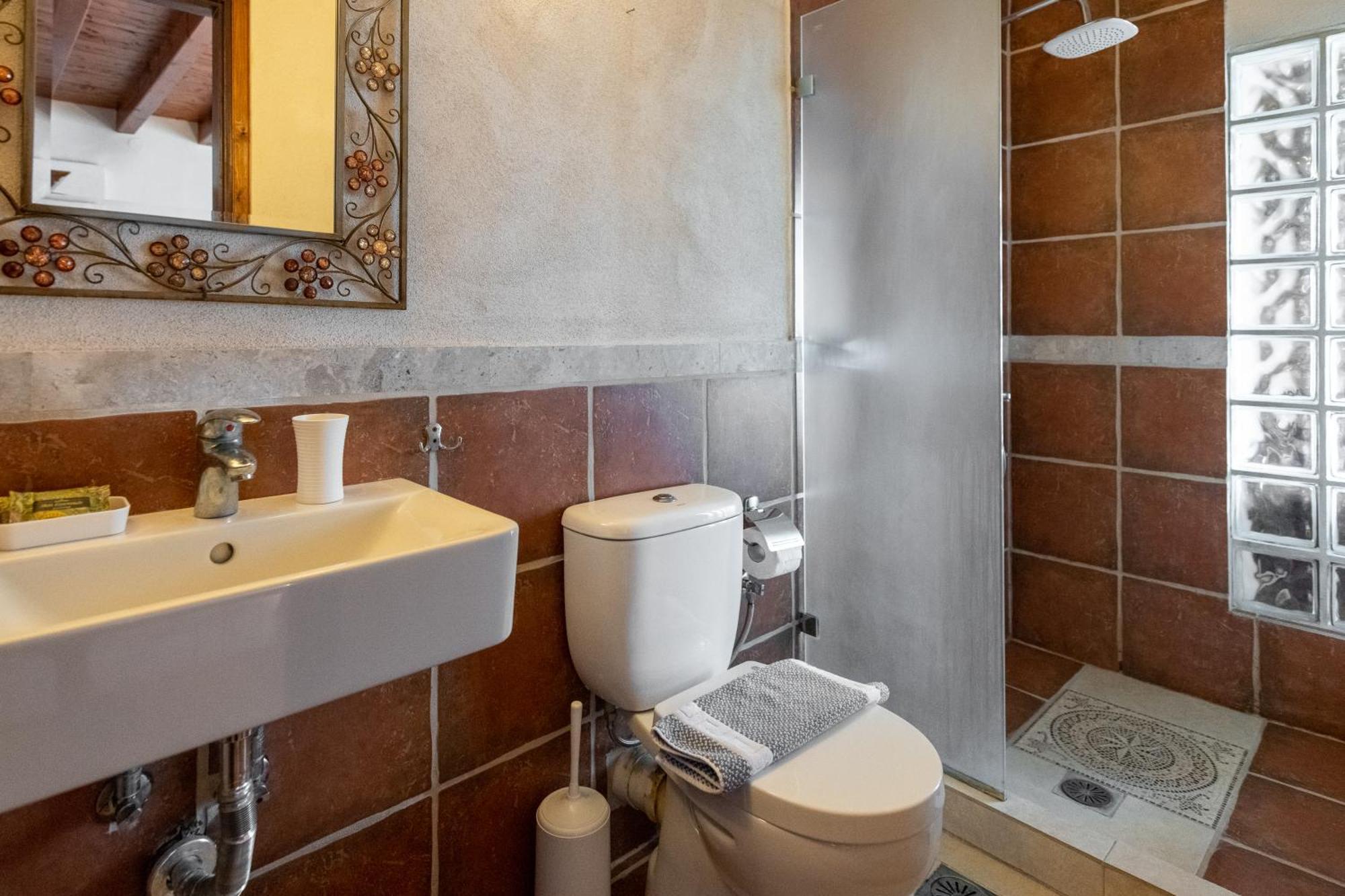 Guesthouse Kellia Monemvasía الغرفة الصورة