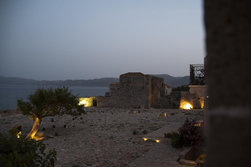 Guesthouse Kellia Monemvasía الغرفة الصورة